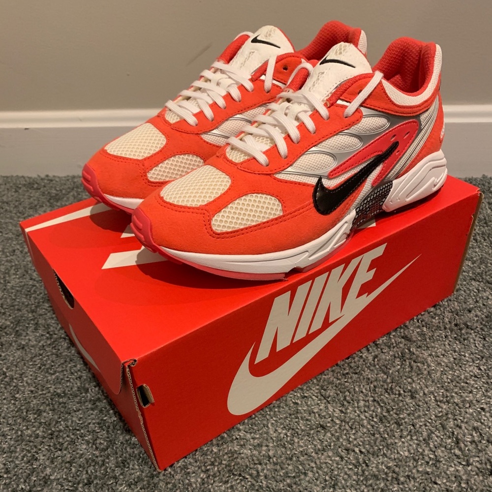 Nike Air Ghost Racer, Red Track, US Men 8.5